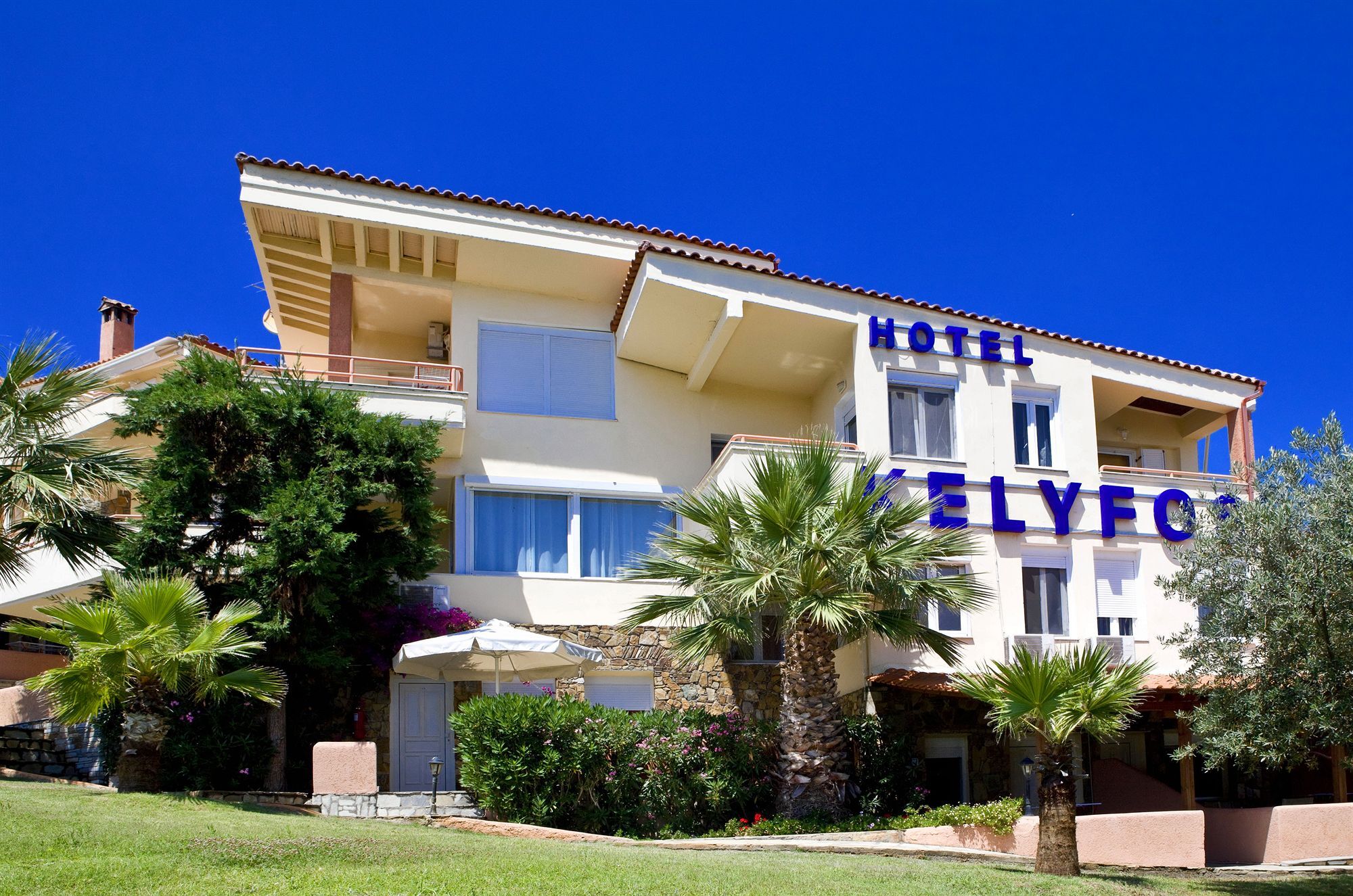 Kelyfos Hotel เนโอสมาร์มาราส ภายนอก รูปภาพ